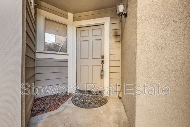 Photo - 424 Sutton Cir