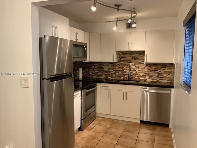 Photo - 9920 NW 68th Pl Unit 110