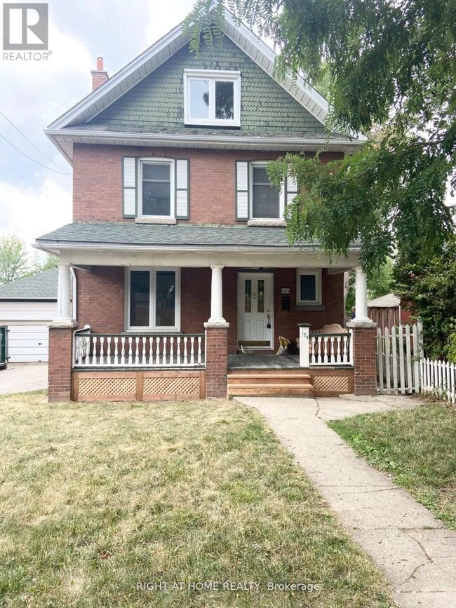 Photo - 184 Rosemount Ave