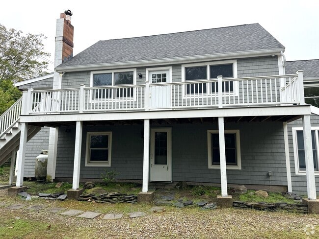 Building Photo - 18 Wingaersheek Rd Rental