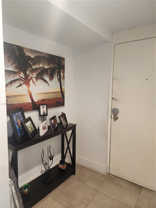 Photo - 8419 Forest Hills Dr Unit 308