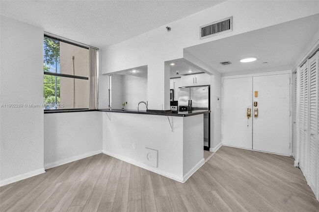 Photo - 1470 NE 123rd St Unit A116