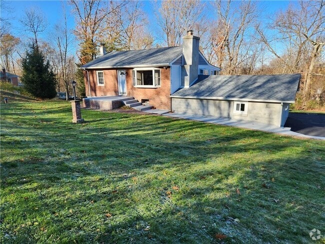 Building Photo - 19 Ridgeview Rd Rental