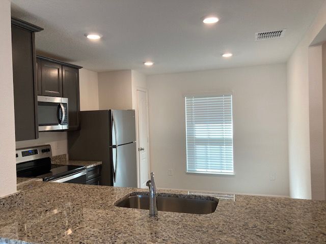 Photo - 11 Ripcord Ln
