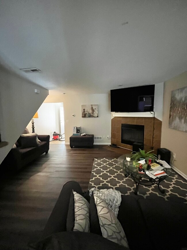 Photo - 1821 NE Knollbrook St