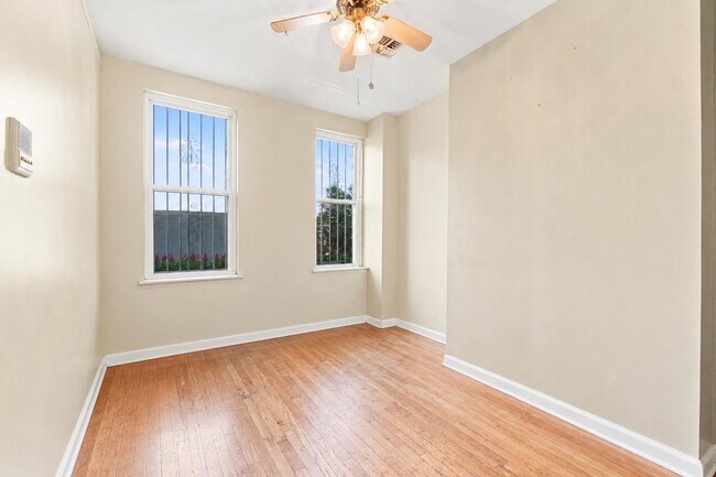 Photo - 420 Monroe St Unit 1L
