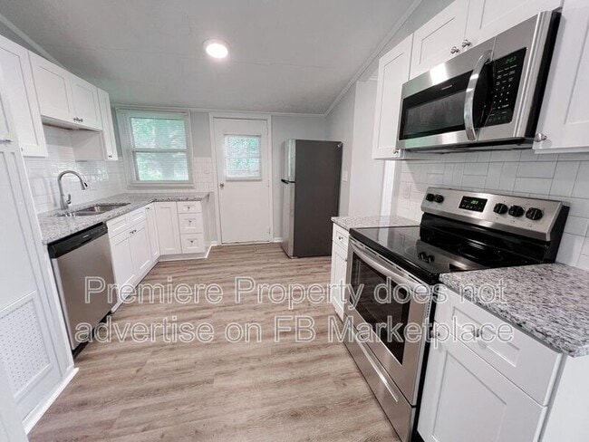 Photo - 1220 S Delaware