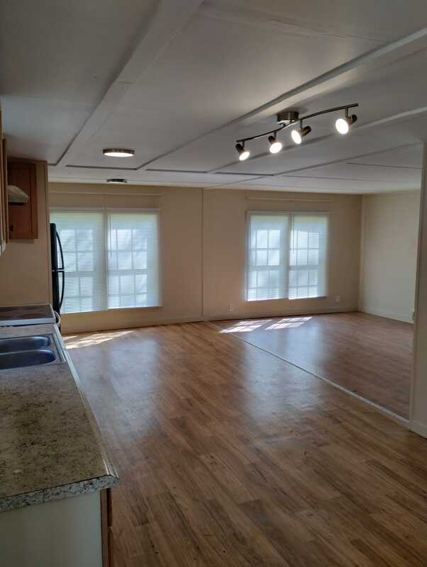 Photo - 5550 Lyle Ln