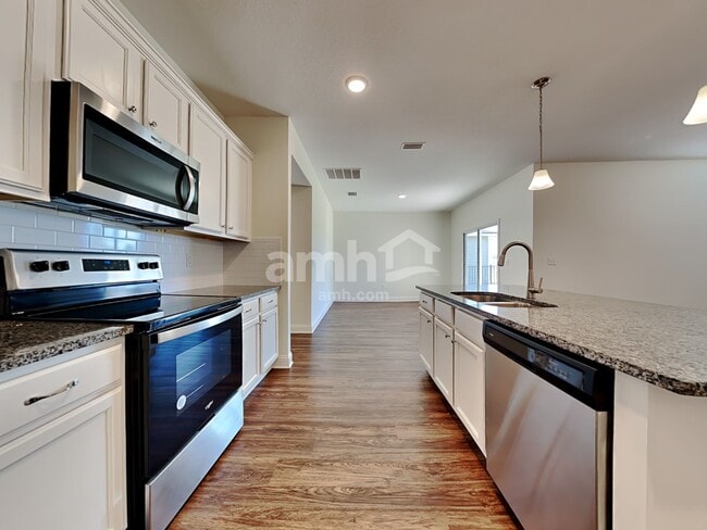 Photo - 163 Banyan Frst Dr