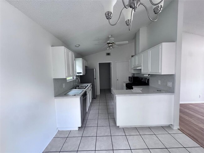 Photo - 3709 Tom Green St