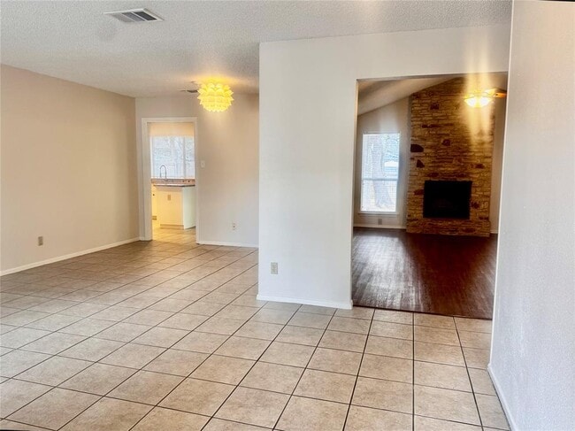 12001 Ladrido Ln