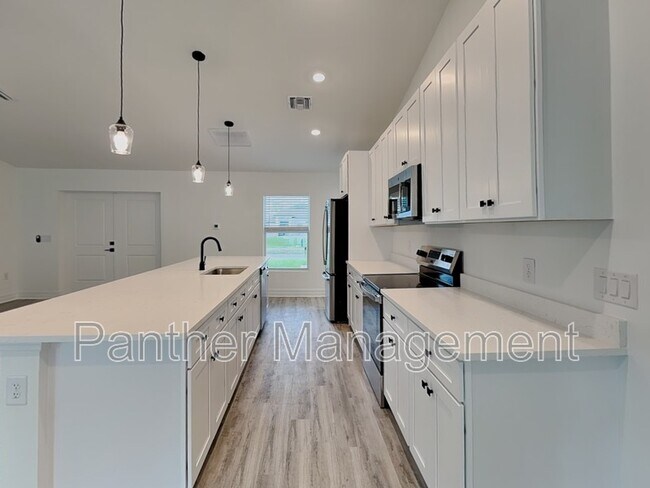 Photo - 3718 NE 13th Ave House