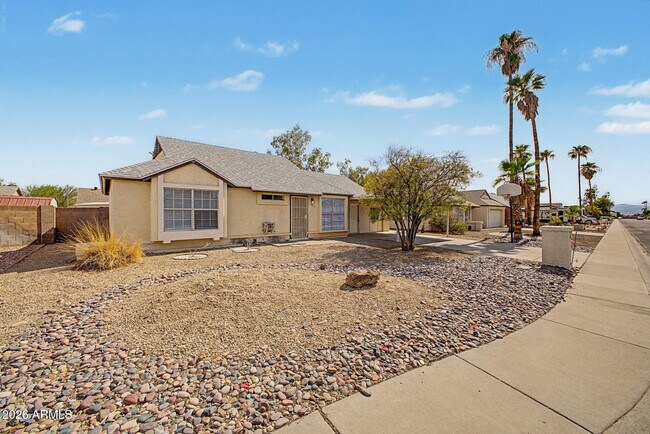Photo - 10719 W Vista Ave