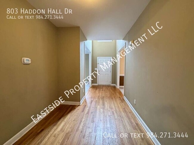 Photo - 803 Haddon Hall Dr