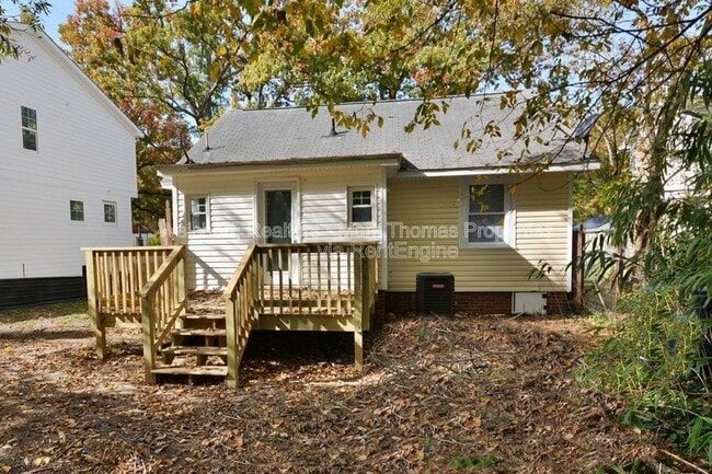 Photo - 216 N Guthrie Ave