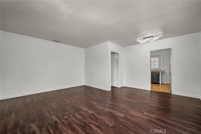 Photo - 17608 Martha St