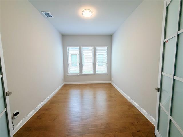 847 Calusa Dr
