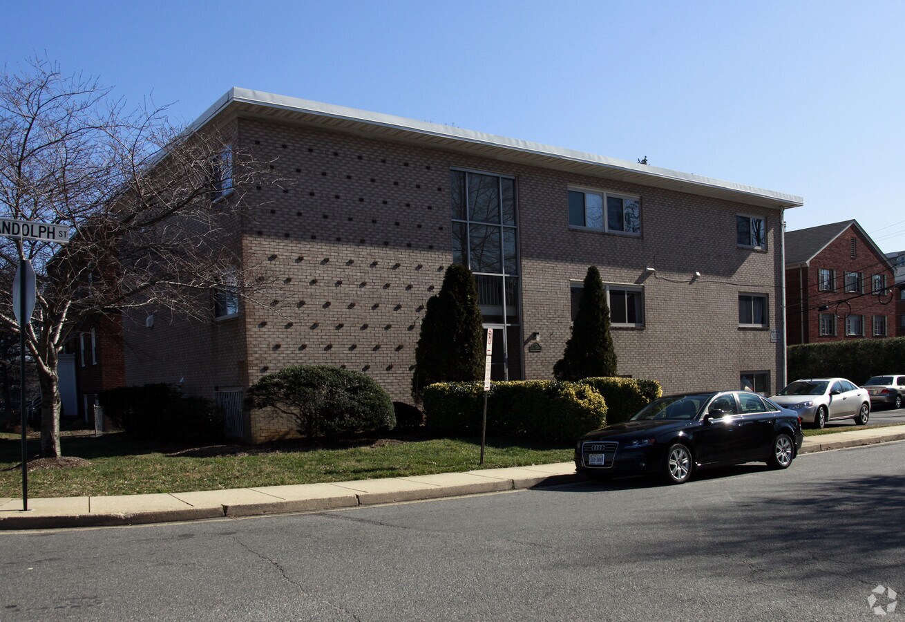 Photo - Randolph Apartments