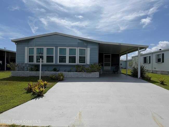 Building Photo - 1112 Pocatella Dr