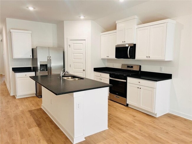 Photo - 4671 W Aurora St