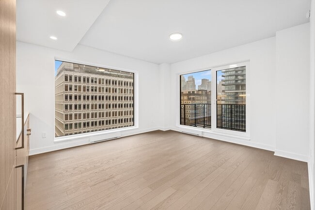 Building Photo - 1518 Rue Sherbrooke O Unit 1024