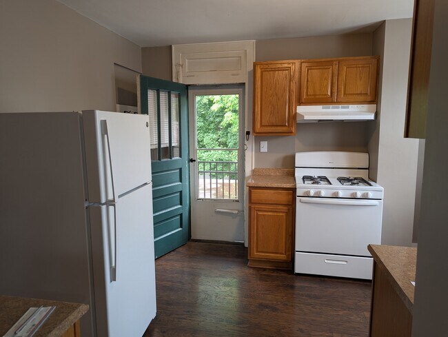 Cocina - 401 Cornell Ave Unidad Apt 4