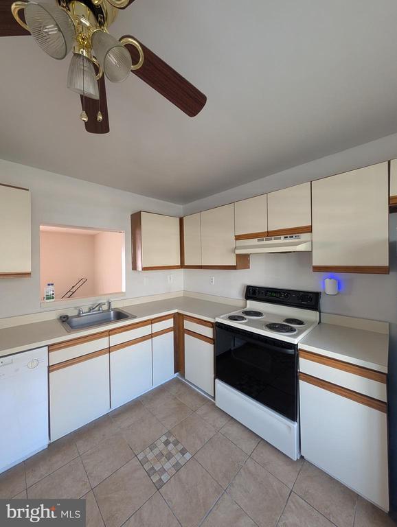 Photo - 312 Cold Spring Pl