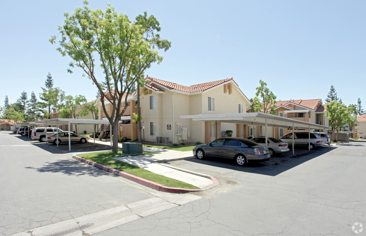 Ross Gardens Apartments For Rent In Fresno Ross Gardens Apartments For Rent In Fresno