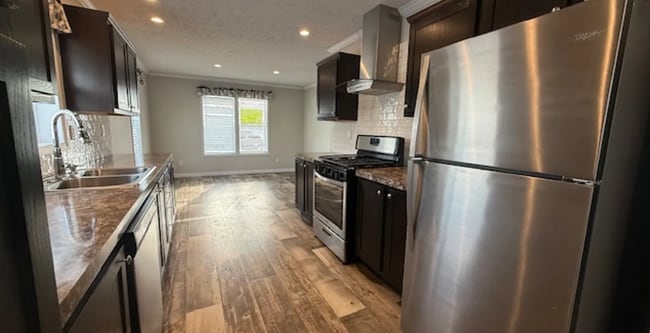 Photo - 10611 Lyons Ct