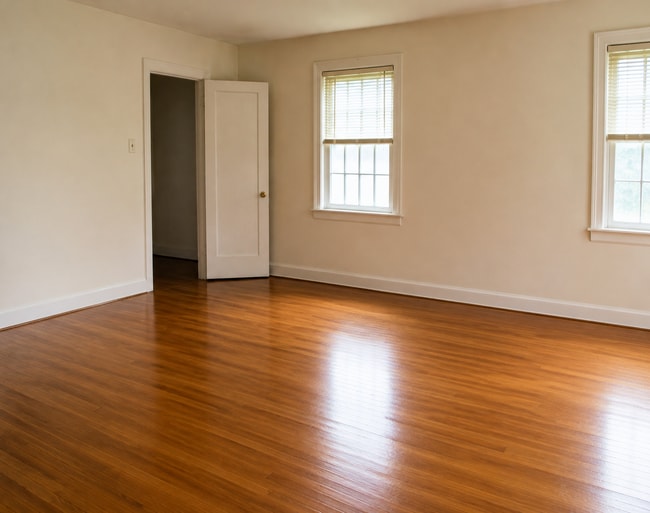Building Photo - 2503 W 5th St Unit 2503