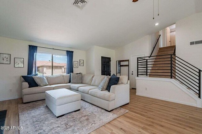 Photo - 15026 S 28th St