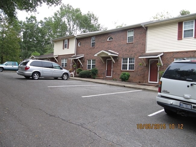 Photo - Northway at Windsor Apartments