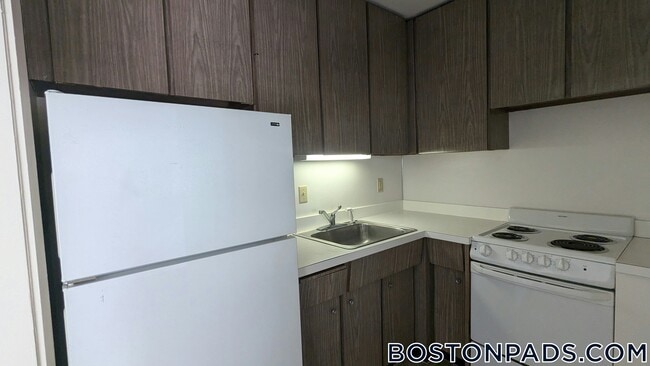 1455 Commonwealth Ave Unit 112