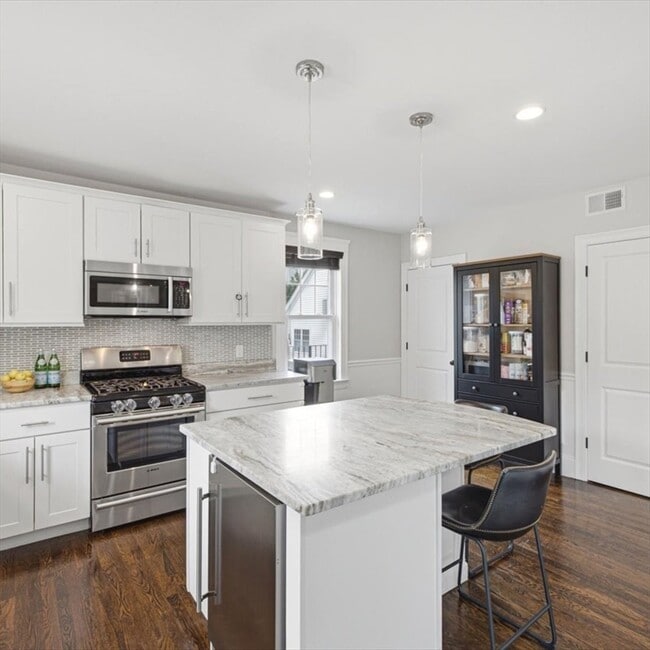 9 Park St Unit 10
