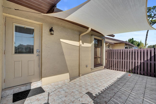 Photo - 630 Sea Pine Way Unit J