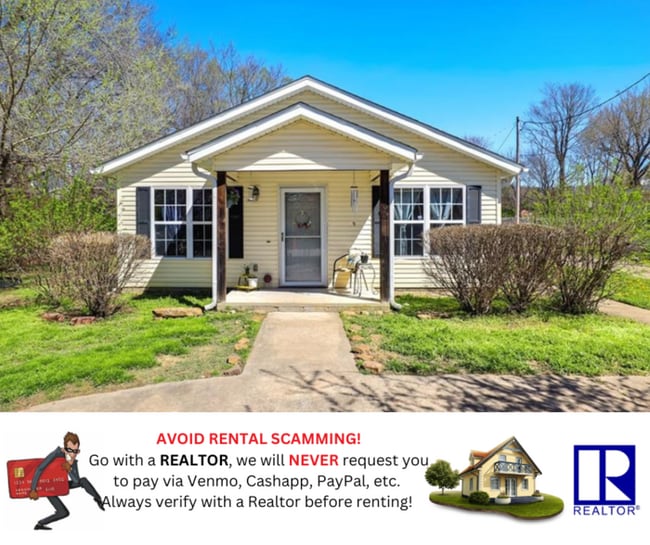 Building Photo - "Cozy 3-Bed Oasis with 2 Baths in Vibrant ... Rental