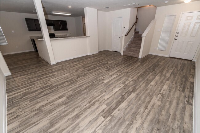 Photo - 2606 Vikram Dr