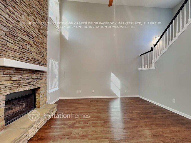 Photo - 38 Lilyfield Ln