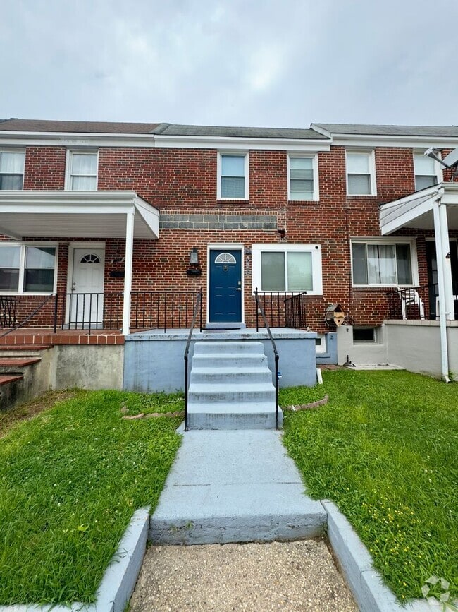 Building Photo - Charming 3 Bedroom/2 Bathroom Apartment in...