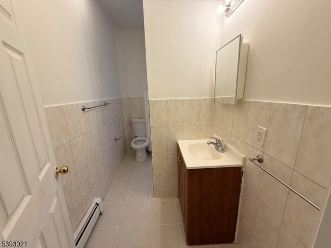 Photo - 403 S Clinton St