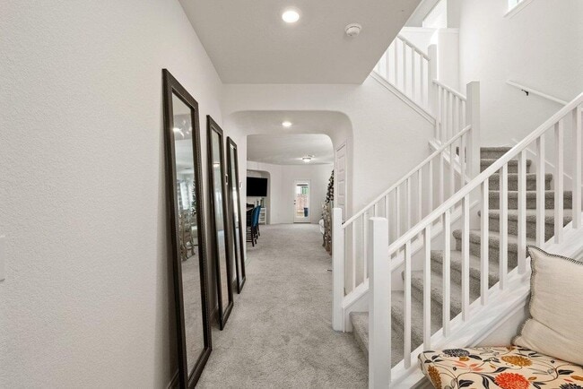 218 Summit Dr