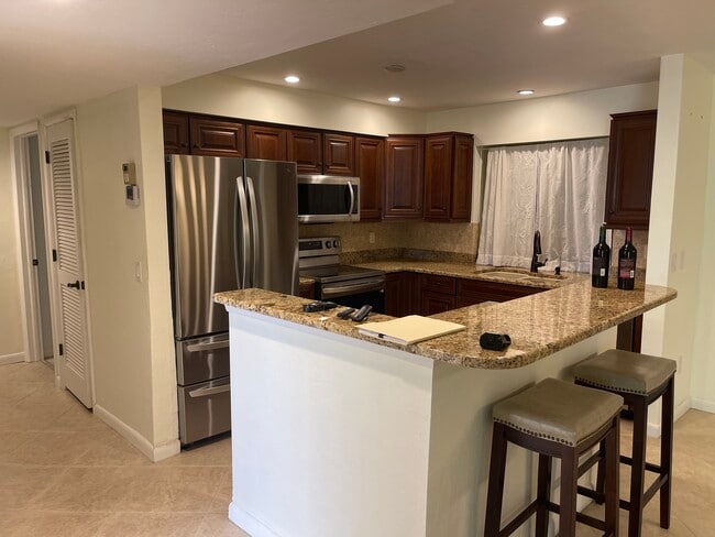 Remolded kitchen - 3850 Estero Bay Ln Unit F10
