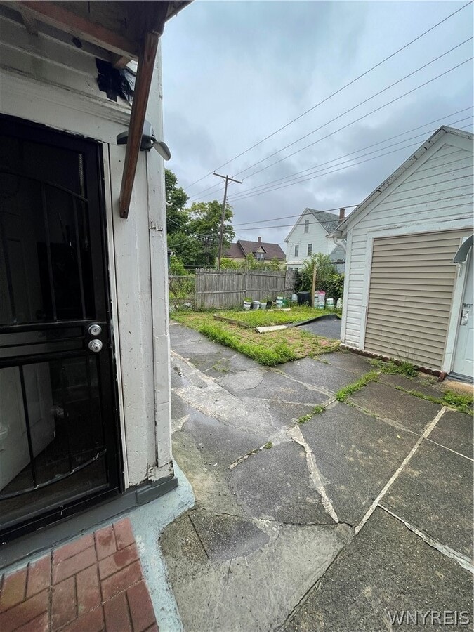 Photo - 298 Winslow Ave