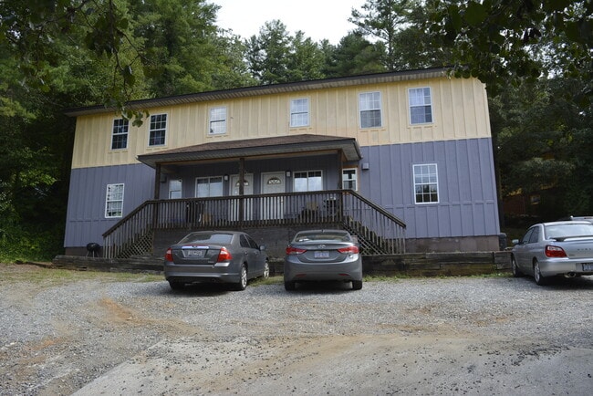 Building Photo - 119 Forest Hls Rental