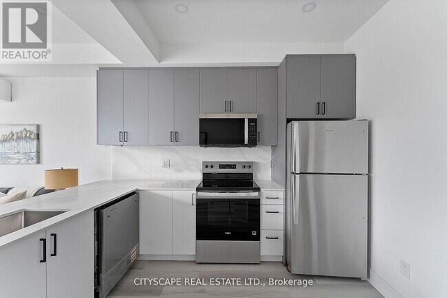 Photo - 587 Oakwood Ave Unité 3 (Upper)