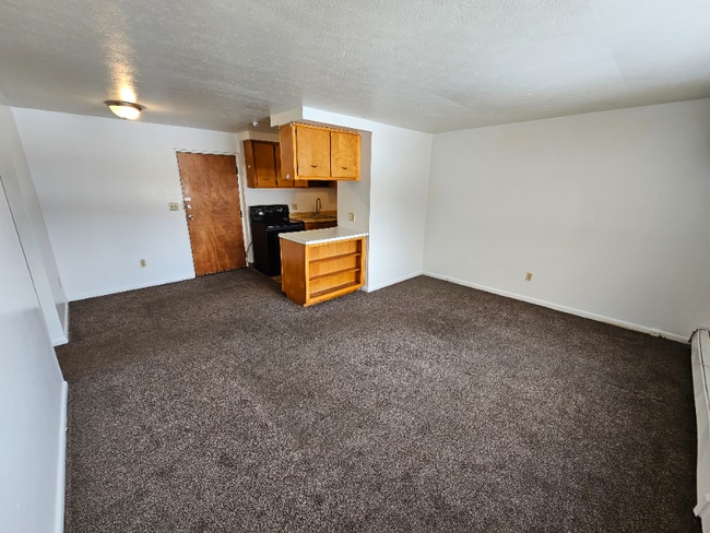 Building Photo - 1885 Taylor Rd Rental