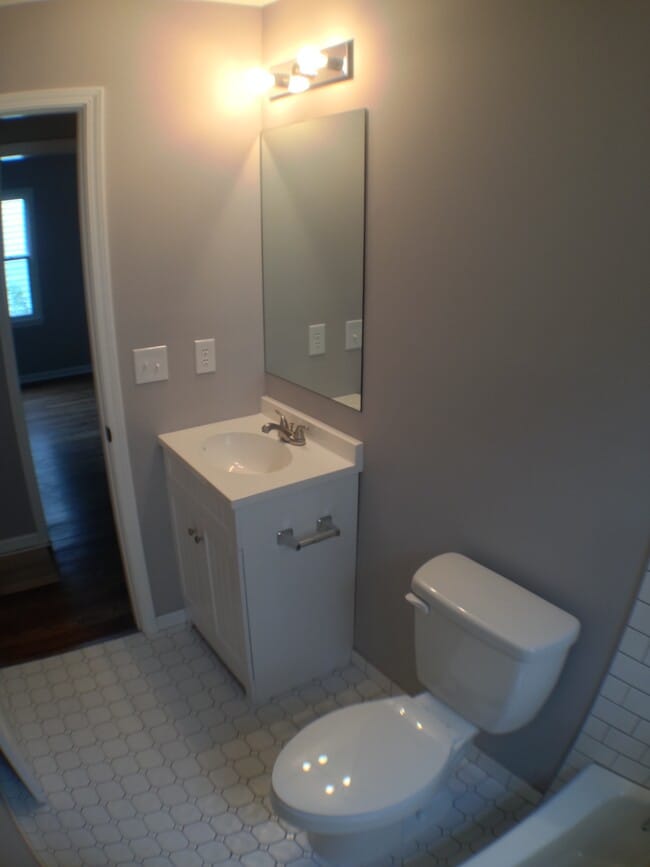 Photo - 4254 Boulevard Pl