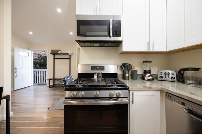 Photo - 474-476 Lewis Ln Unit 474