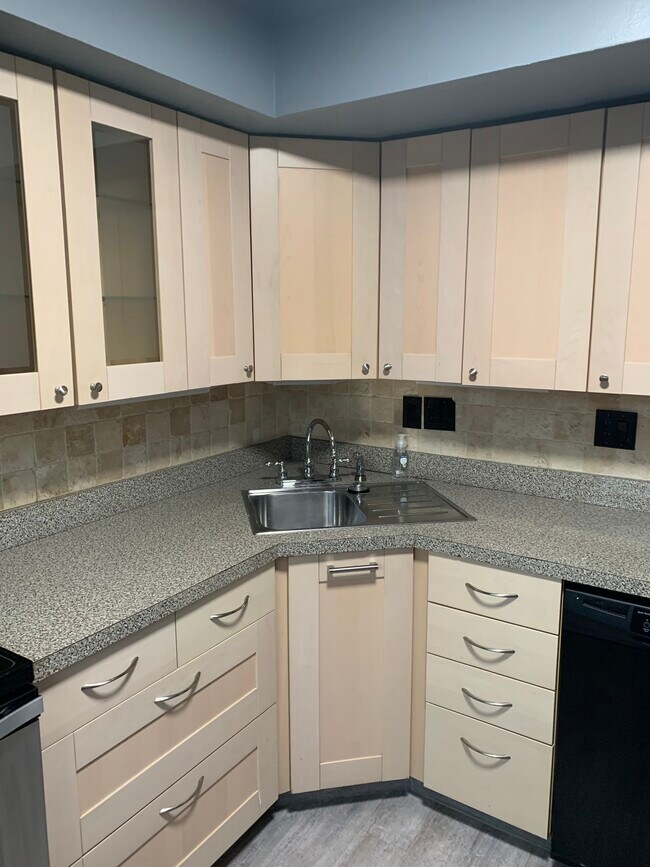 Photo - 7752 Montgomery Rd Unit 16