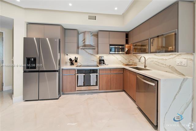 Building Photo - 350 S Miami Ave Rental